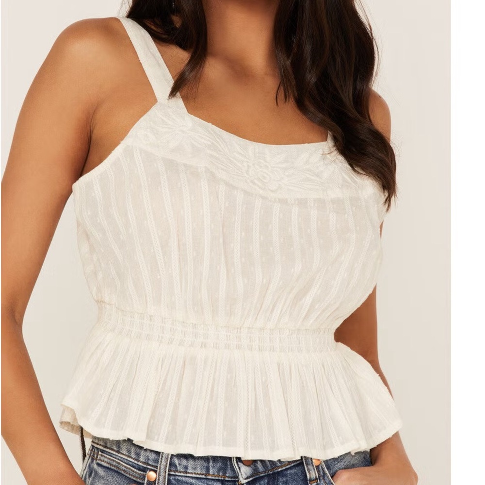 Western style embroidered Sleeveless Top